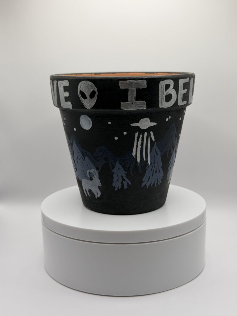 I Believe Pot, 4 inches